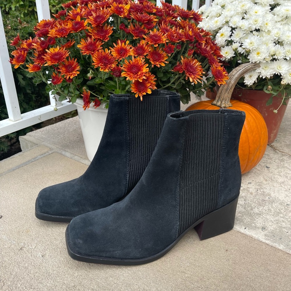 Ladies boots